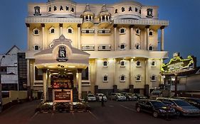 Park Nesia Royal Regal Hotel